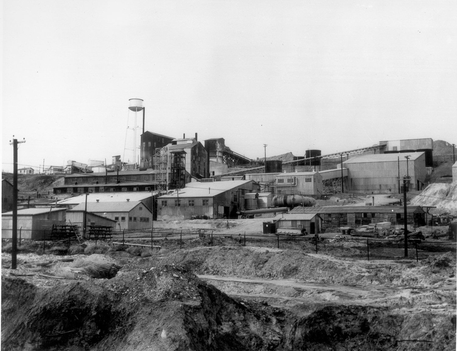 How yellowcake shaped the West